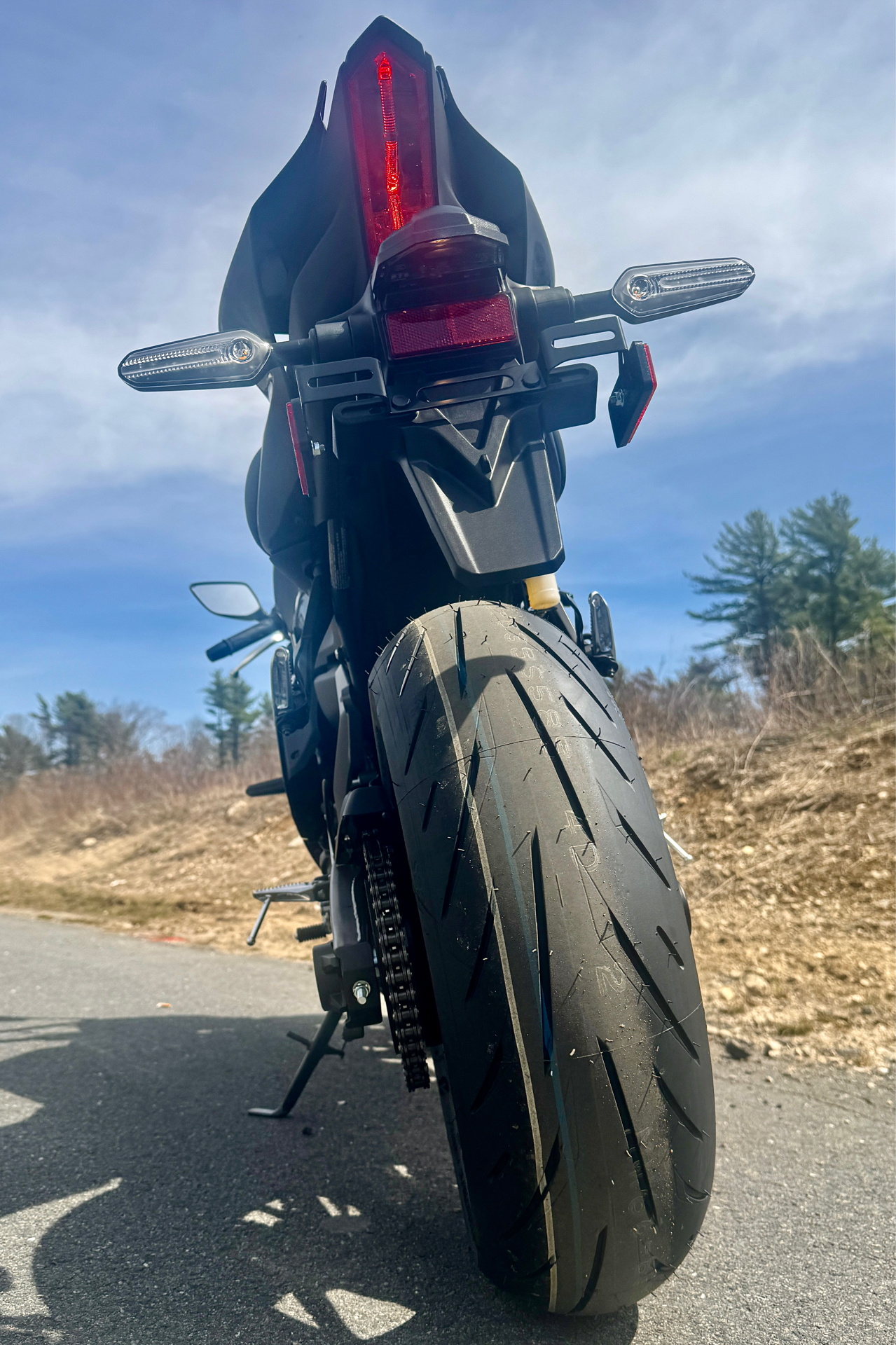 2025 Yamaha YZF-R7 in Foxboro, Massachusetts - Photo 7