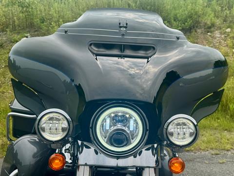 2021 Harley-Davidson Ultra Limited in Foxboro, Massachusetts - Photo 2