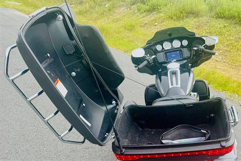 2021 Harley-Davidson Ultra Limited in Foxboro, Massachusetts - Photo 11