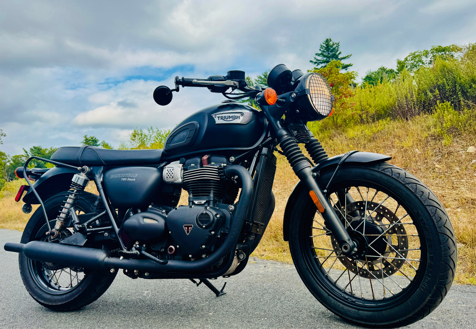 2017 Triumph Bonneville T100 Black in Foxboro, Massachusetts - Photo 1