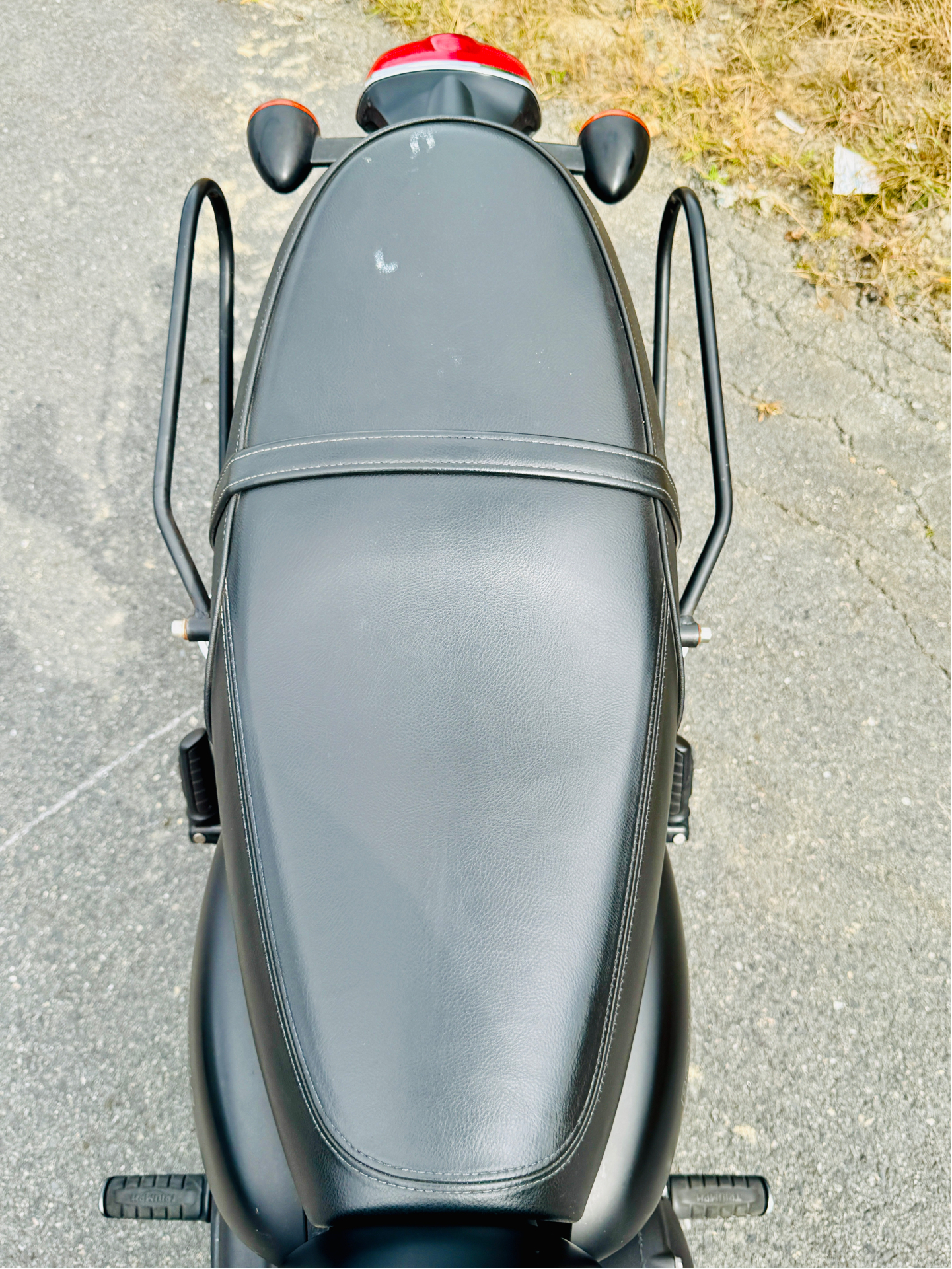 2017 Triumph Bonneville T100 Black in Foxboro, Massachusetts - Photo 12