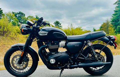 2017 Triumph Bonneville T100 Black in Foxboro, Massachusetts - Photo 5