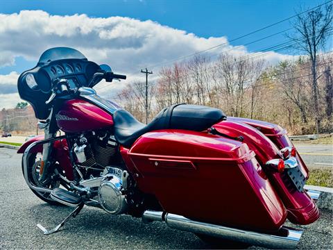 2018 Harley-Davidson Street Glide® in Foxboro, Massachusetts - Photo 7