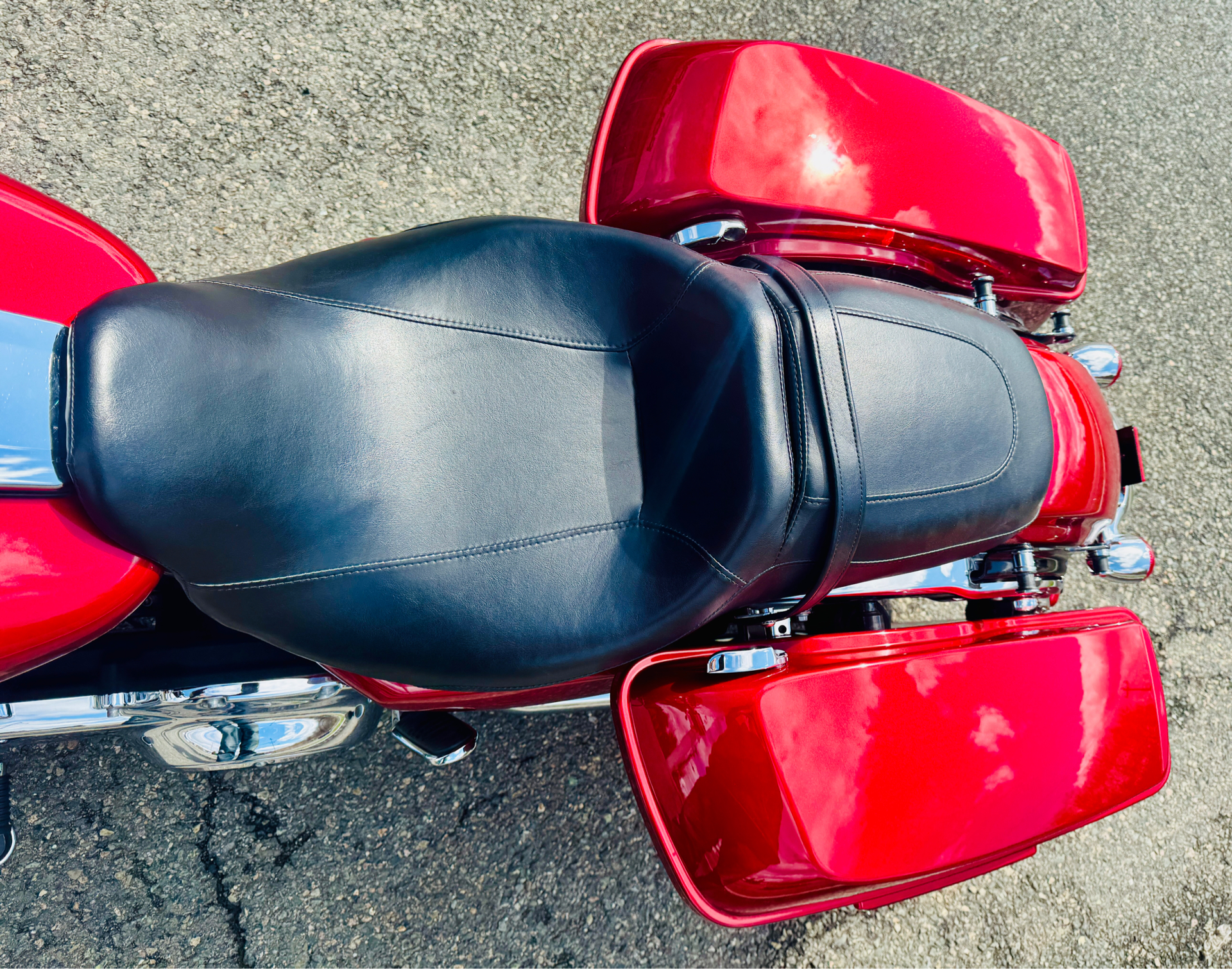 2018 Harley-Davidson Street Glide® in Foxboro, Massachusetts - Photo 10