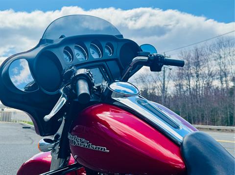 2018 Harley-Davidson Street Glide® in Foxboro, Massachusetts - Photo 16