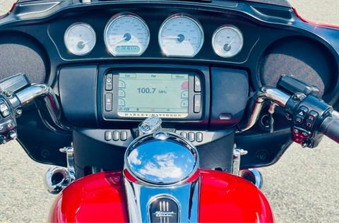 2018 Harley-Davidson Street Glide® in Foxboro, Massachusetts - Photo 12