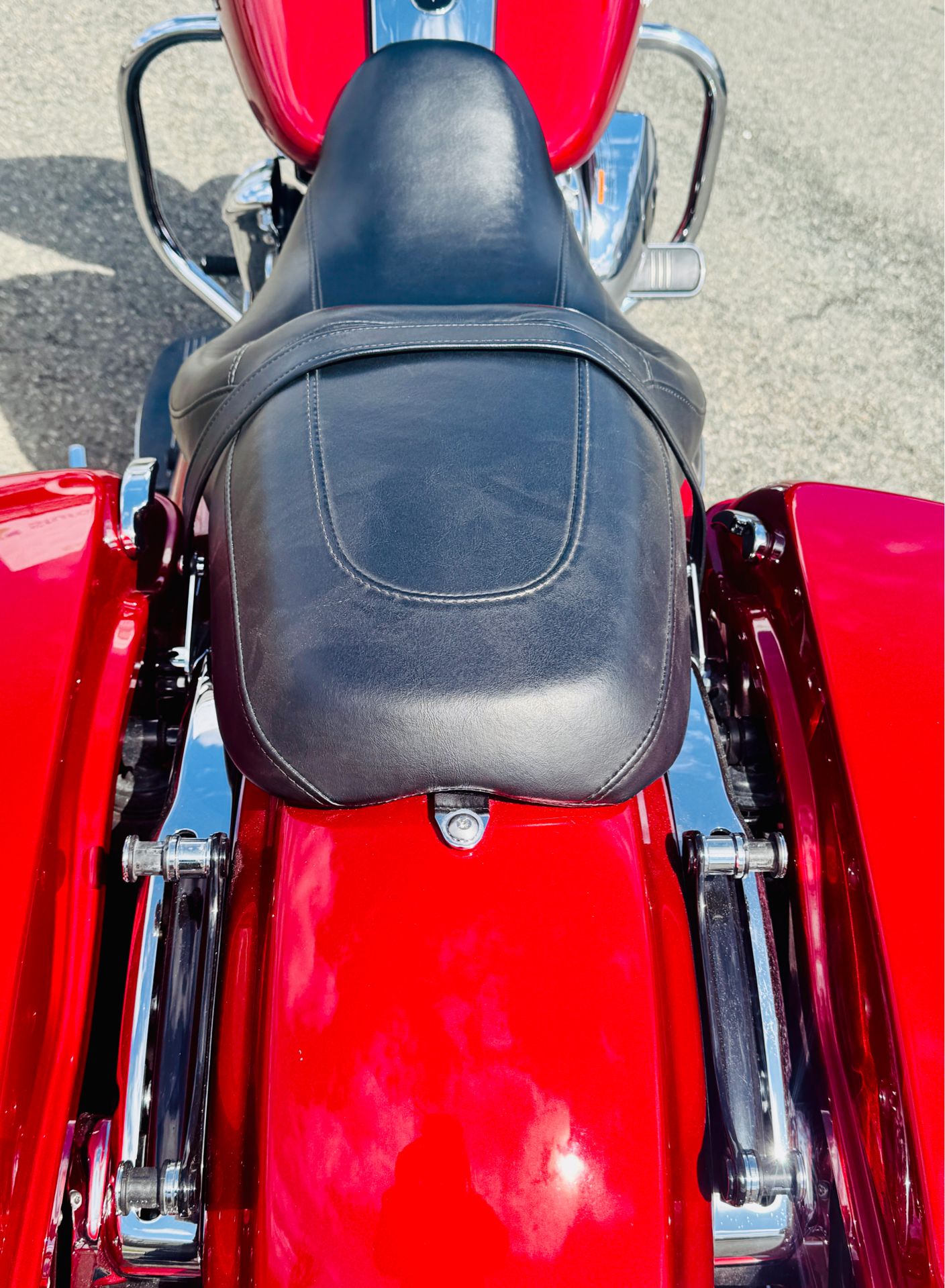 2018 Harley-Davidson Street Glide® in Foxboro, Massachusetts - Photo 8