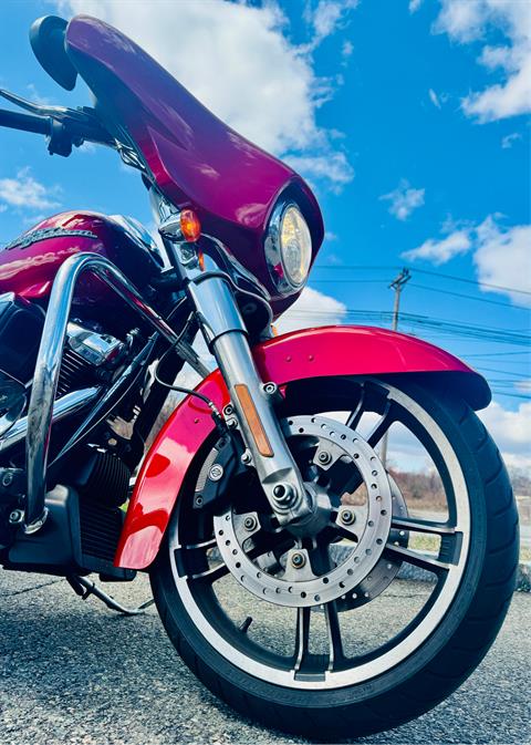 2018 Harley-Davidson Street Glide® in Foxboro, Massachusetts - Photo 14