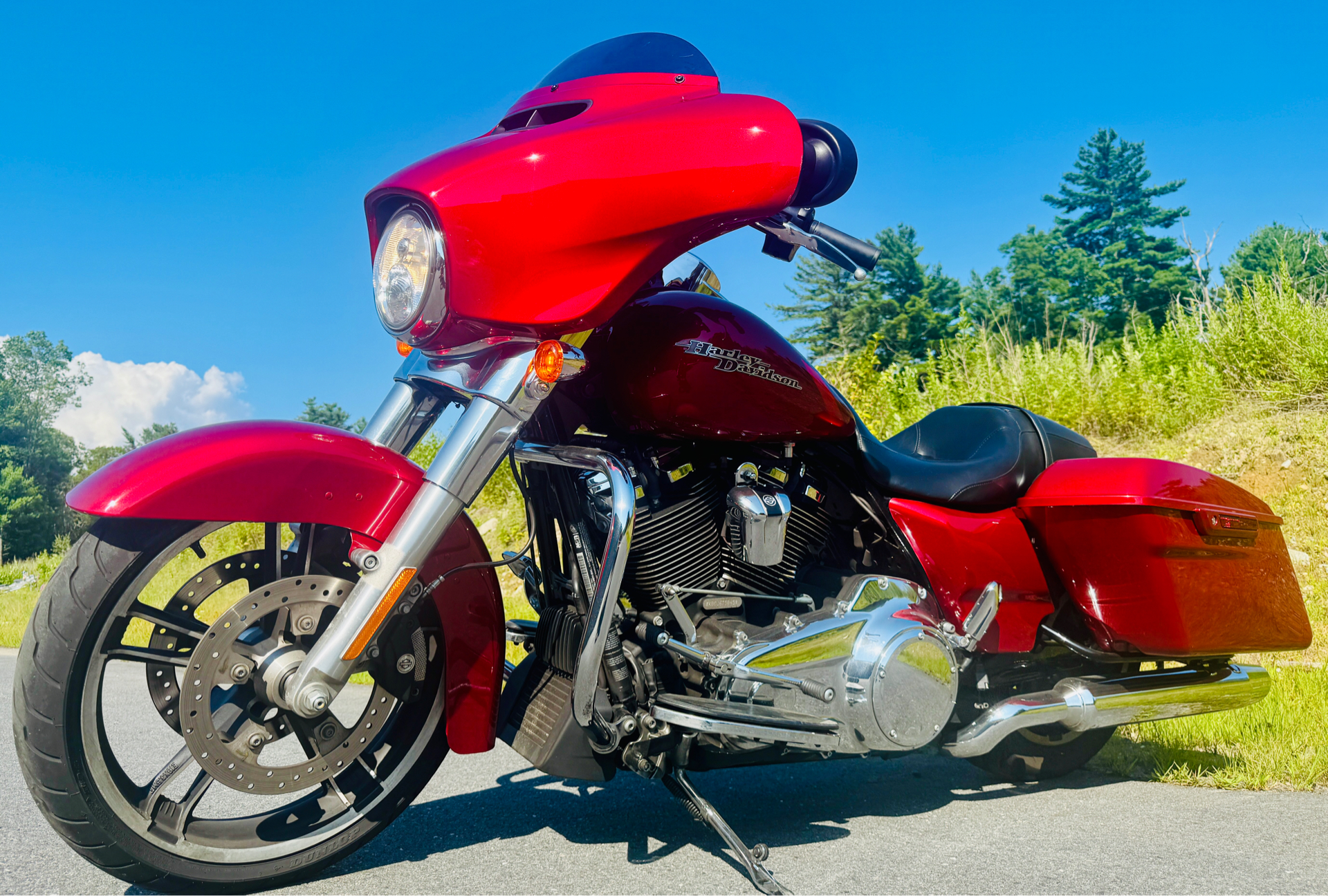 2018 Harley-Davidson Street Glide® in Foxboro, Massachusetts - Photo 17