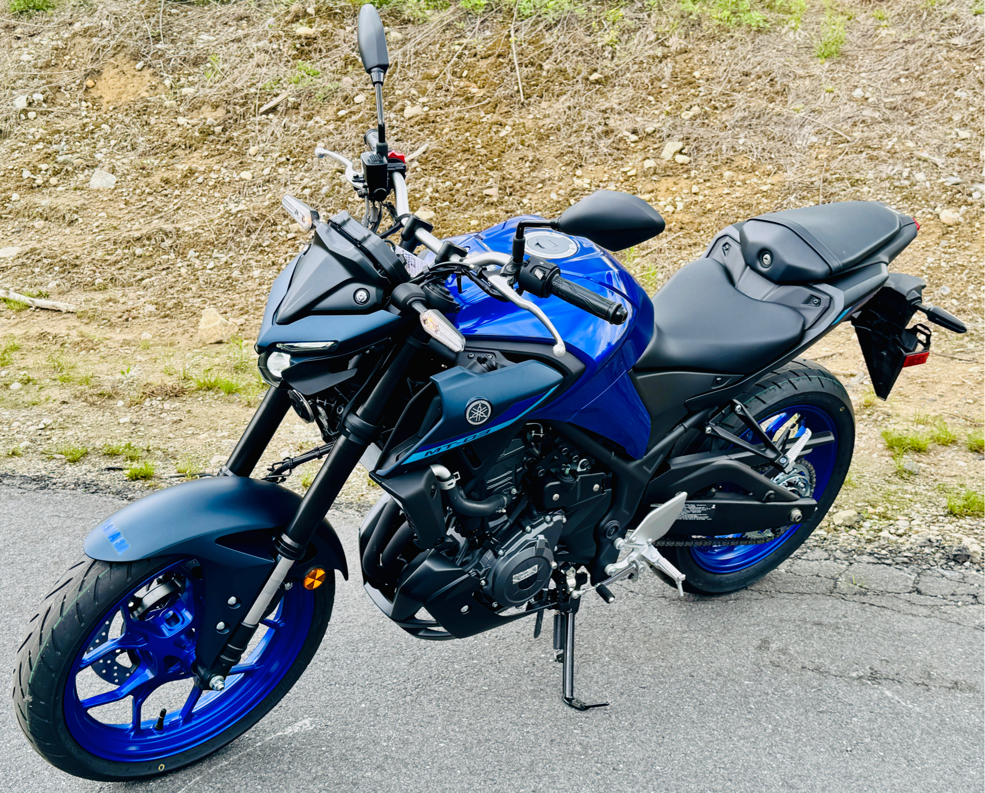 2025 Yamaha MT-03 in Foxboro, Massachusetts - Photo 13