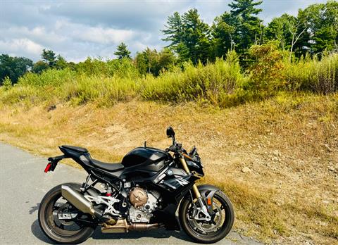 2024 BMW S 1000 R in Foxboro, Massachusetts - Photo 11