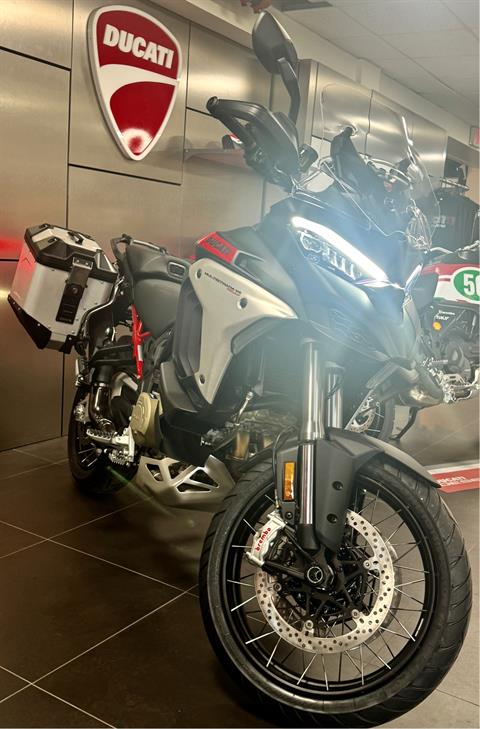 2025 Ducati Multistrada V4 Rally Adventure Travel & Radar in Foxboro, Massachusetts - Photo 4