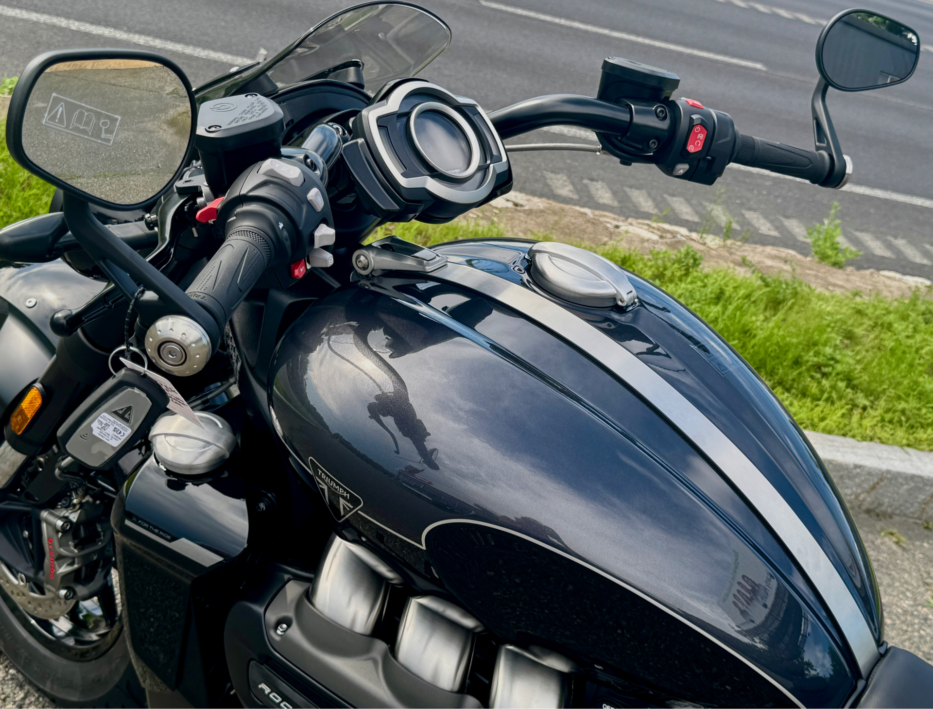 2025 Triumph Rocket 3 Storm GT in Foxboro, Massachusetts - Photo 21