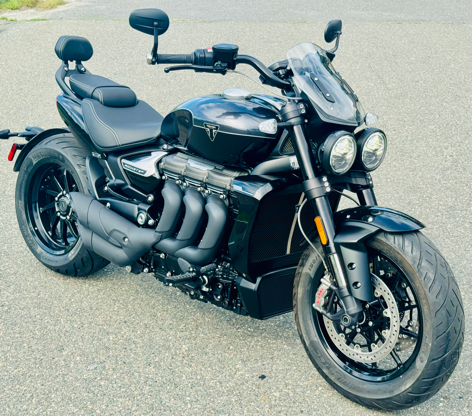2025 Triumph Rocket 3 Storm GT in Foxboro, Massachusetts - Photo 11