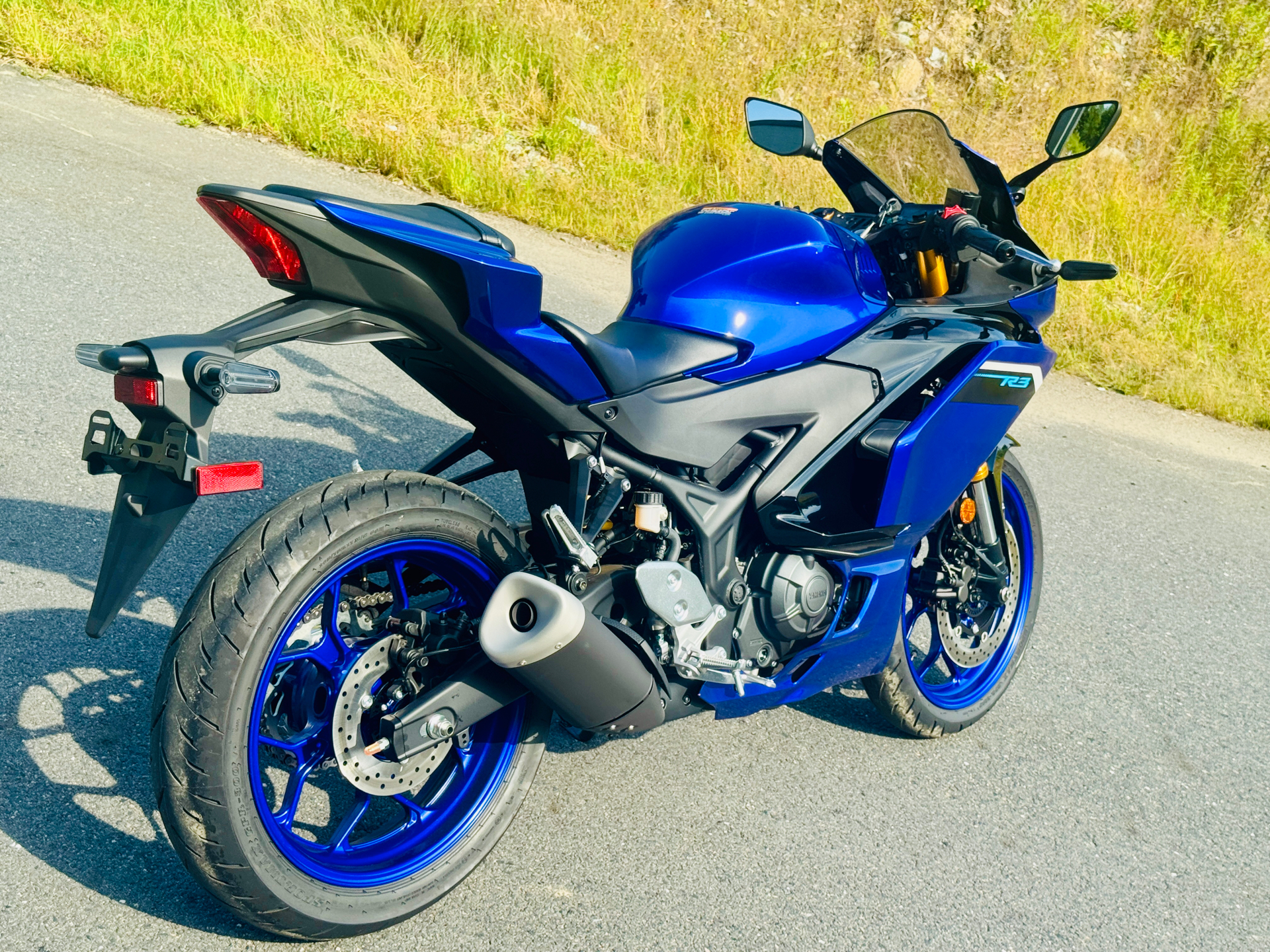 2025 Yamaha YZF-R3 in Foxboro, Massachusetts - Photo 5
