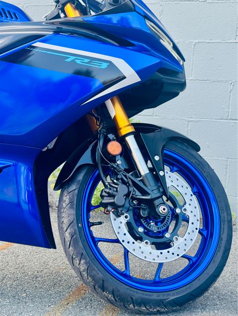 2025 Yamaha YZF-R3 in Foxboro, Massachusetts - Photo 20