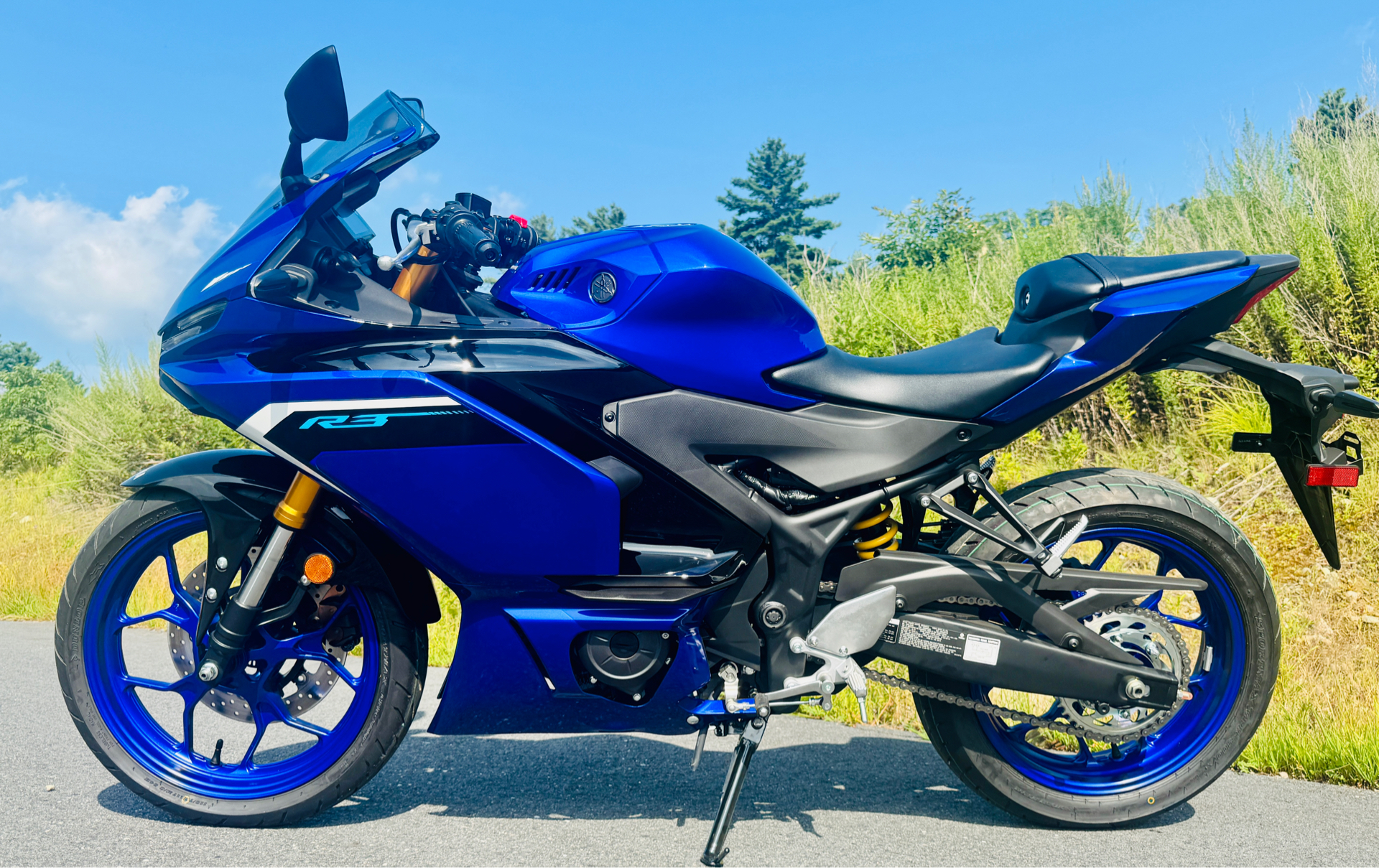 2025 Yamaha YZF-R3 in Foxboro, Massachusetts - Photo 1