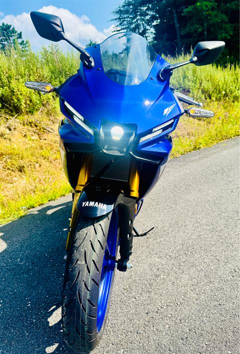 2025 Yamaha YZF-R3 in Foxboro, Massachusetts - Photo 11