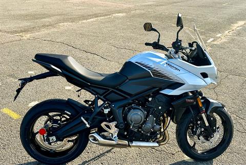 2024 Triumph Tiger Sport 660 in Foxboro, Massachusetts - Photo 16