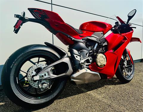 2025 Ducati Panigale V4 in Foxboro, Massachusetts - Photo 7