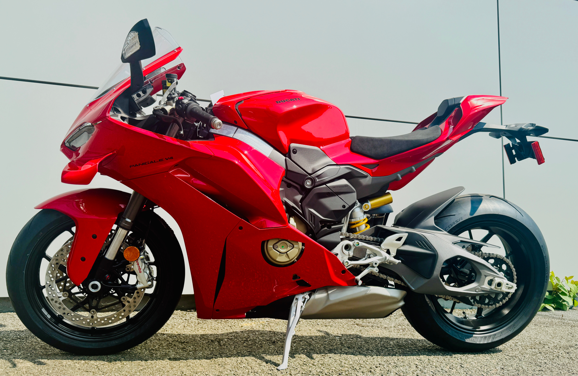 2025 Ducati Panigale V4 in Foxboro, Massachusetts - Photo 18