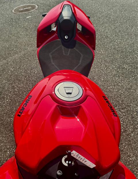2025 Ducati Panigale V4 in Foxboro, Massachusetts - Photo 16
