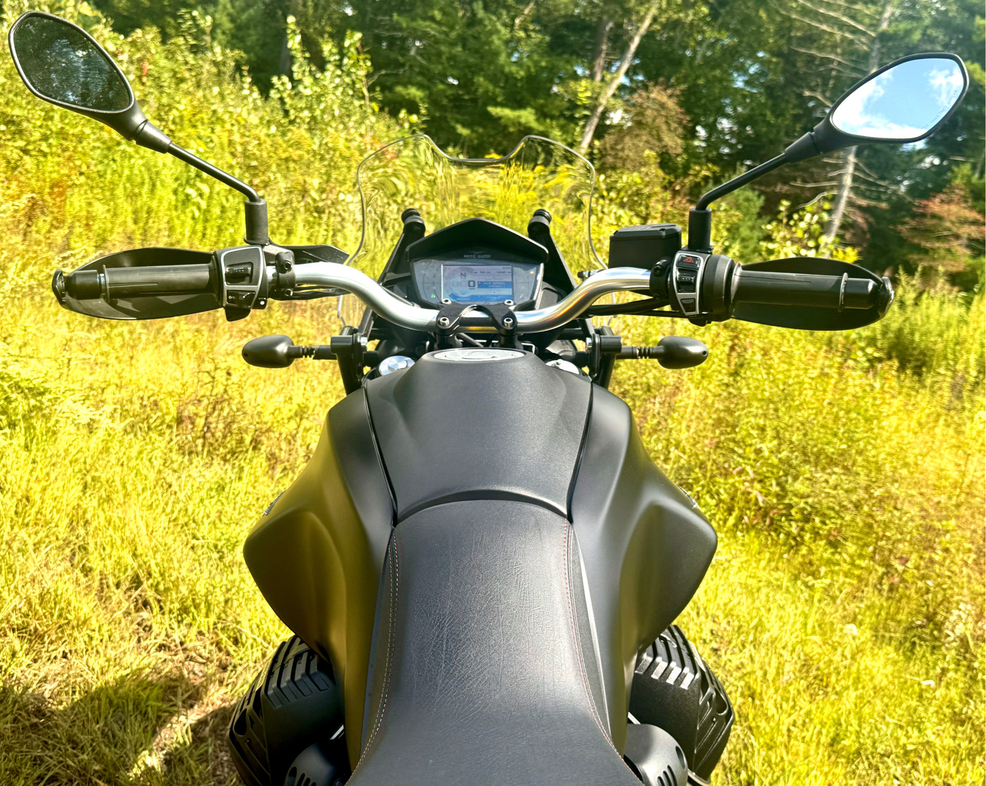 2021 Moto Guzzi V85 TT E5 in Foxboro, Massachusetts - Photo 14