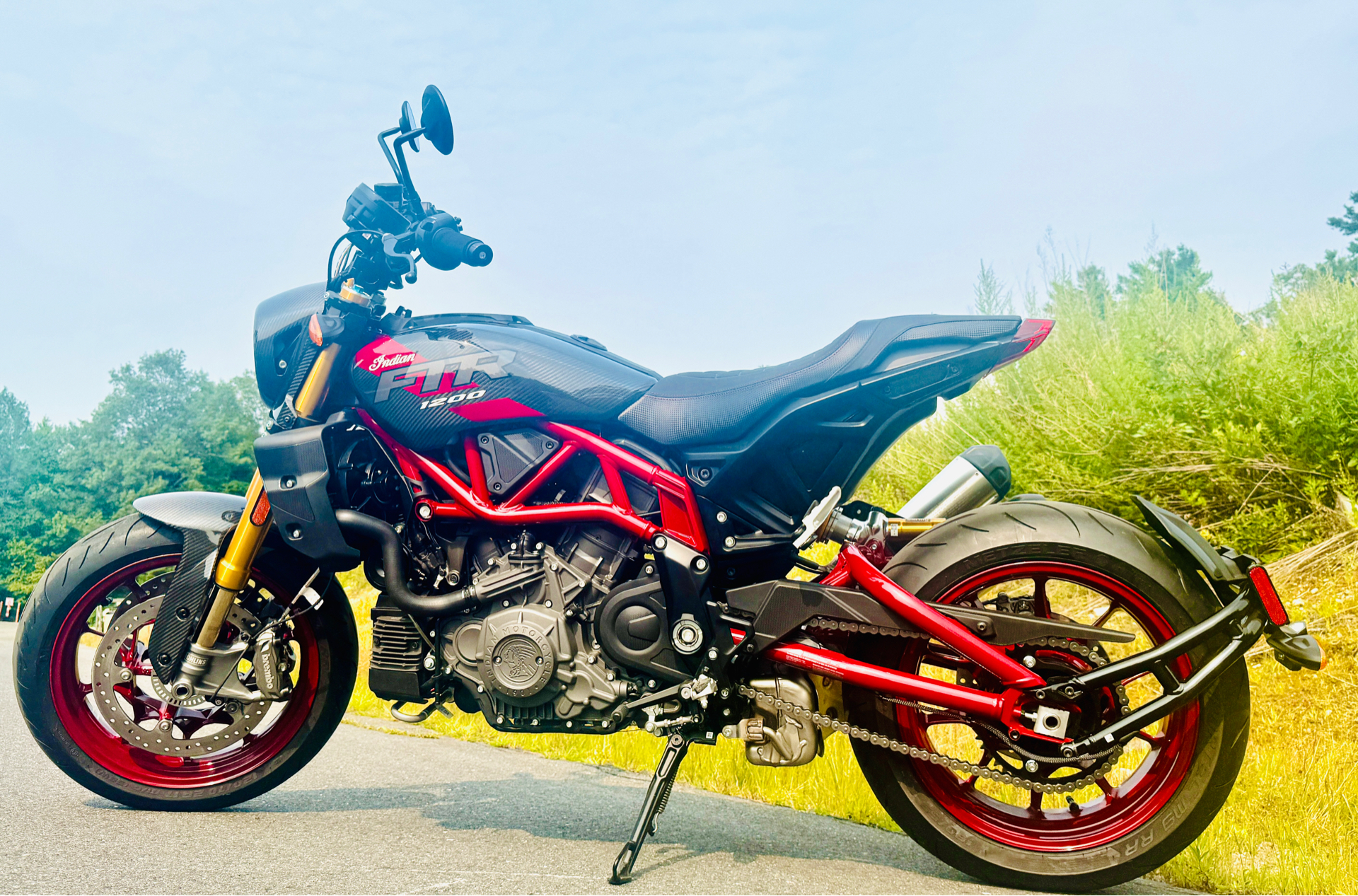 2024 Indian Motorcycle FTR R Carbon in Foxboro, Massachusetts - Photo 3