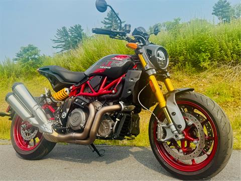 2024 Indian Motorcycle FTR R Carbon in Foxboro, Massachusetts - Photo 1