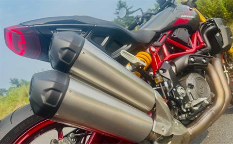 2024 Indian Motorcycle FTR R Carbon in Foxboro, Massachusetts - Photo 19