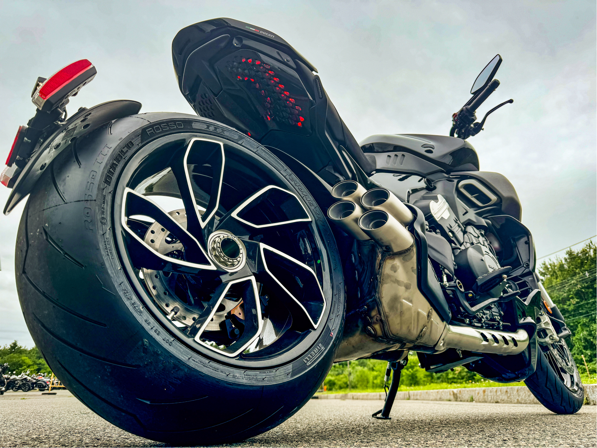 2024 Ducati Diavel V4 in Foxboro, Massachusetts - Photo 21