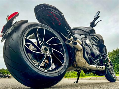 2024 Ducati Diavel V4 in Foxboro, Massachusetts - Photo 21