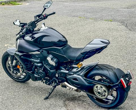 2024 Ducati Diavel V4 in Foxboro, Massachusetts - Photo 18
