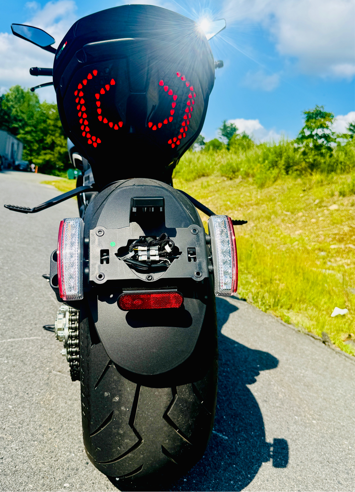 2024 Ducati Diavel V4 in Foxboro, Massachusetts - Photo 7