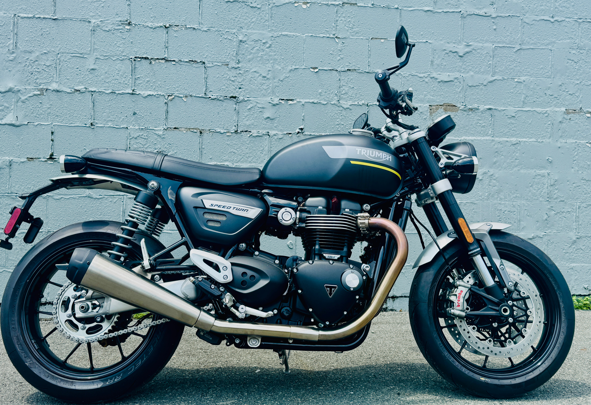 2023 Triumph Speed Twin 1200 in Foxboro, Massachusetts - Photo 17