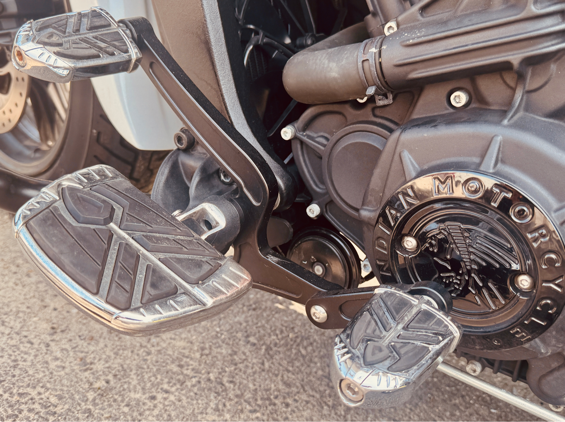 2017 Indian Motorcycle Scout® Sixty in Foxboro, Massachusetts - Photo 17
