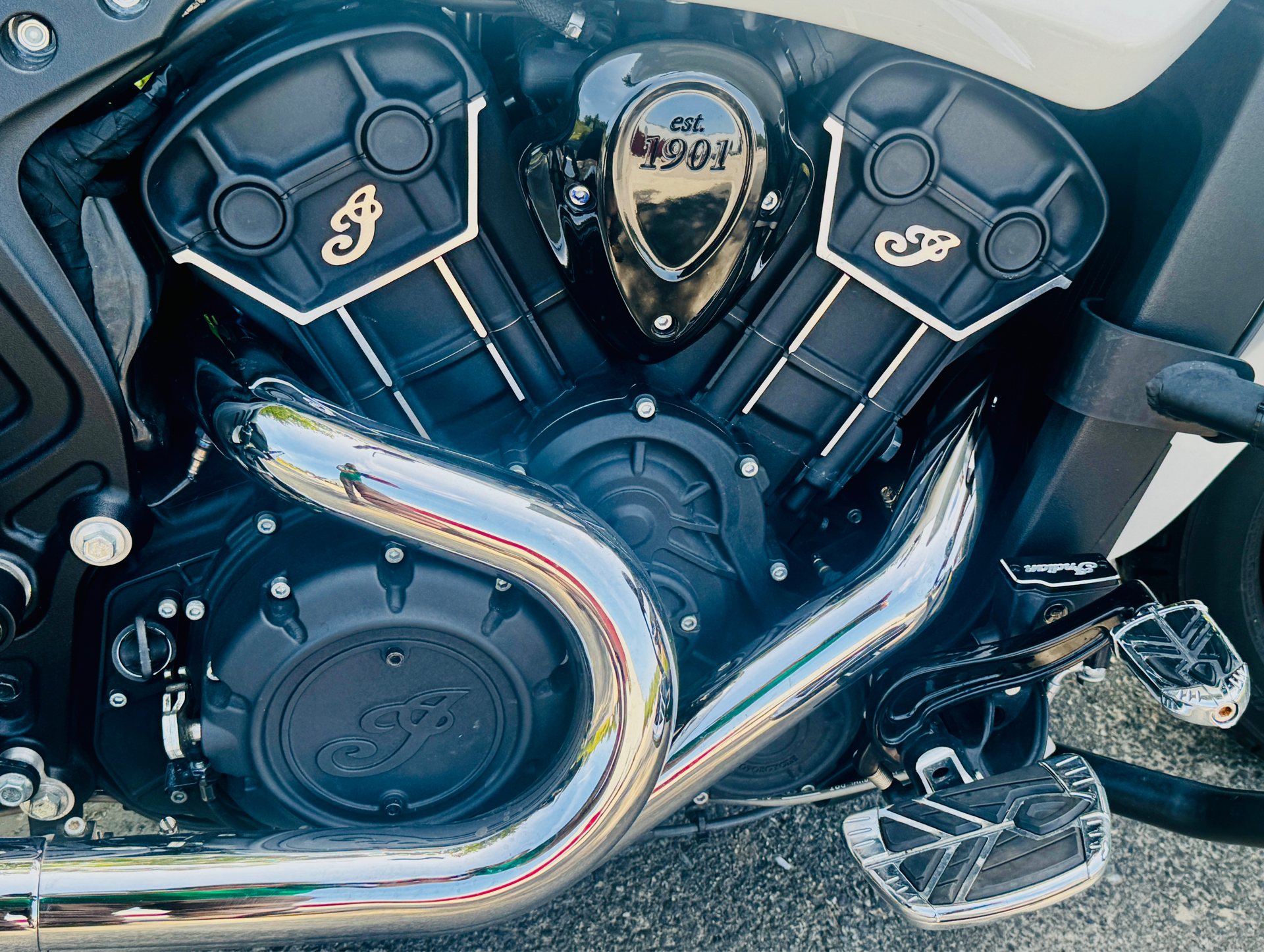2017 Indian Motorcycle Scout® Sixty in Foxboro, Massachusetts - Photo 11