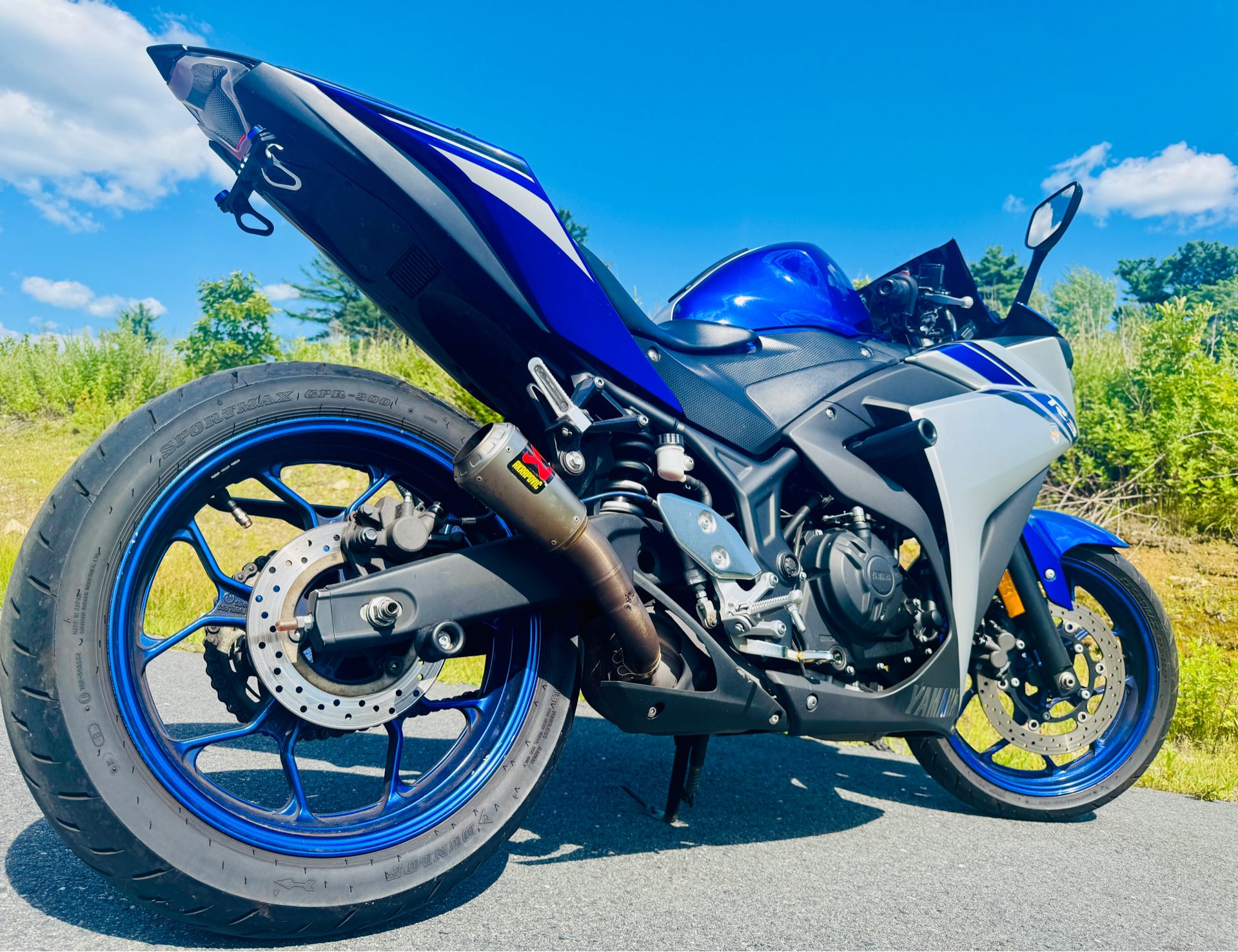 2016 Yamaha YZF-R3 in Foxboro, Massachusetts - Photo 5