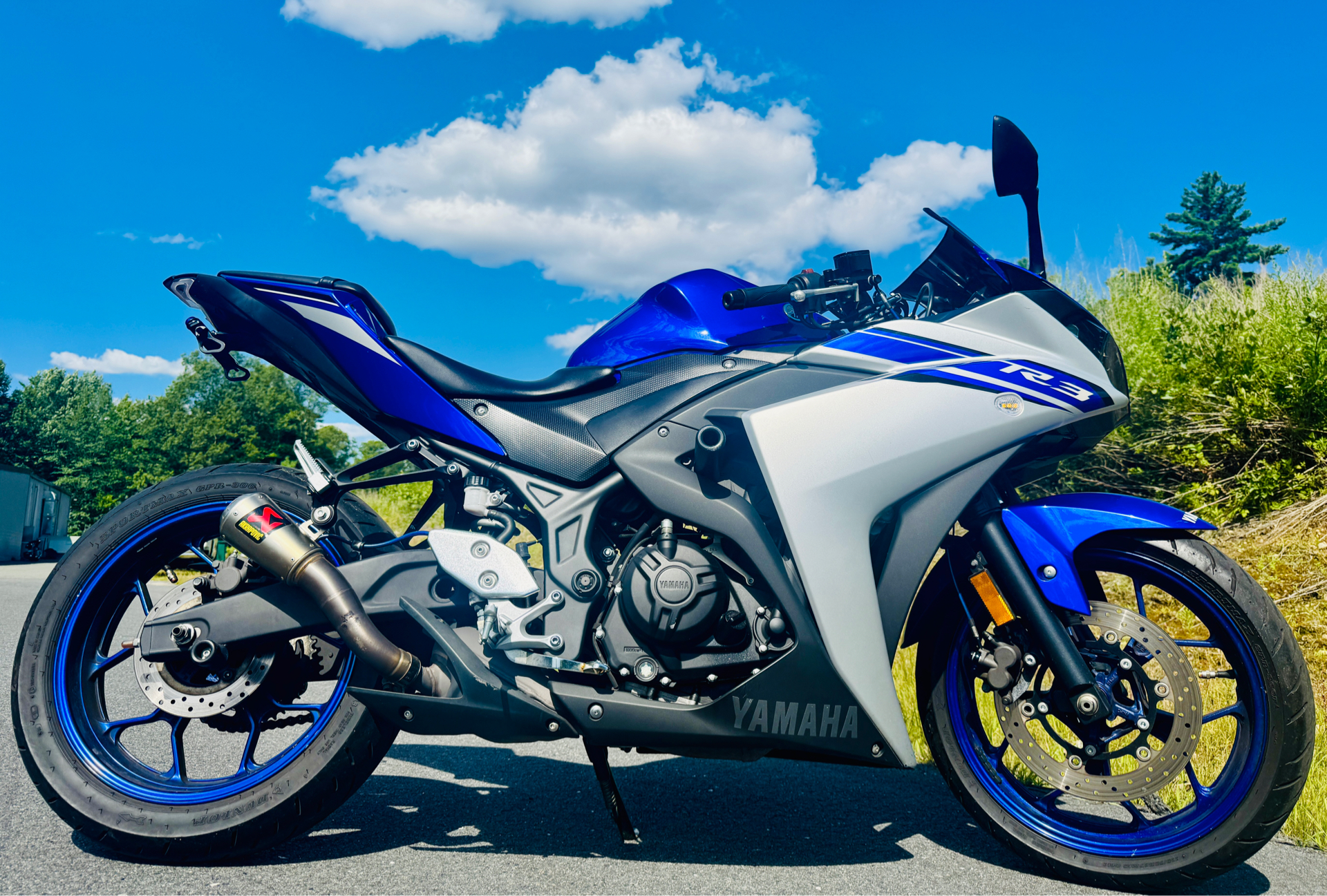 2016 Yamaha YZF-R3 in Foxboro, Massachusetts - Photo 16