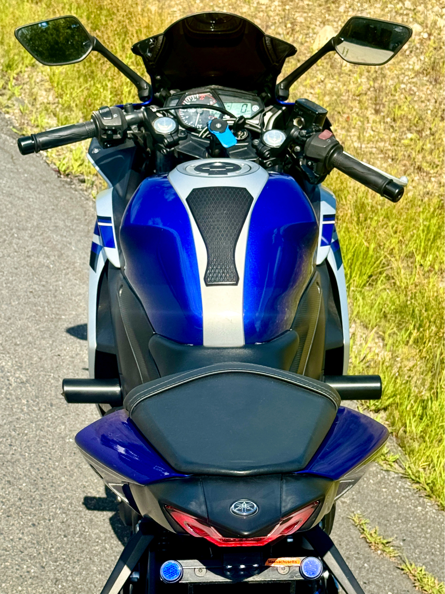 2016 Yamaha YZF-R3 in Foxboro, Massachusetts - Photo 10
