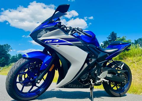 2016 Yamaha YZF-R3 in Foxboro, Massachusetts - Photo 1