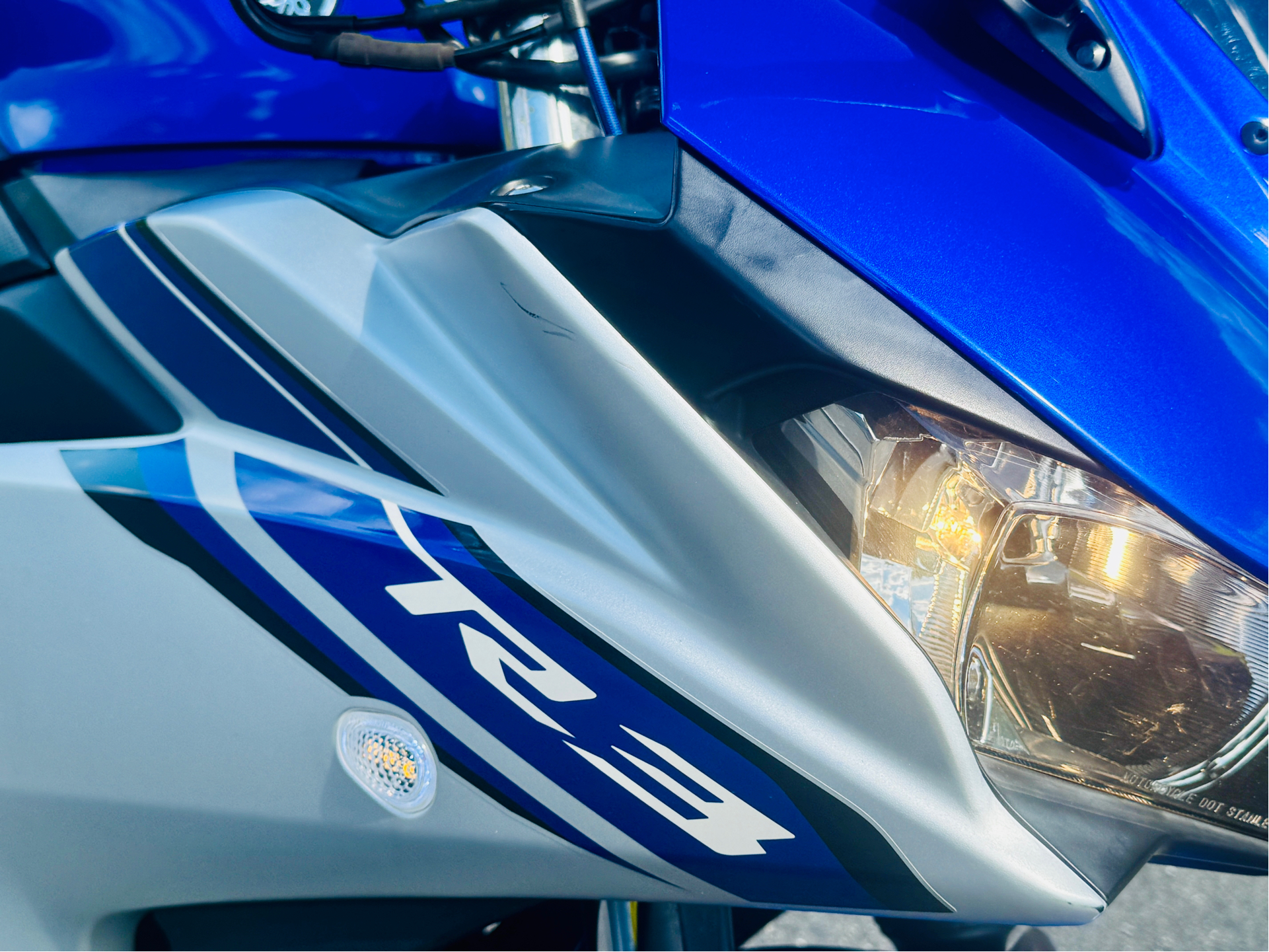 2016 Yamaha YZF-R3 in Foxboro, Massachusetts - Photo 8