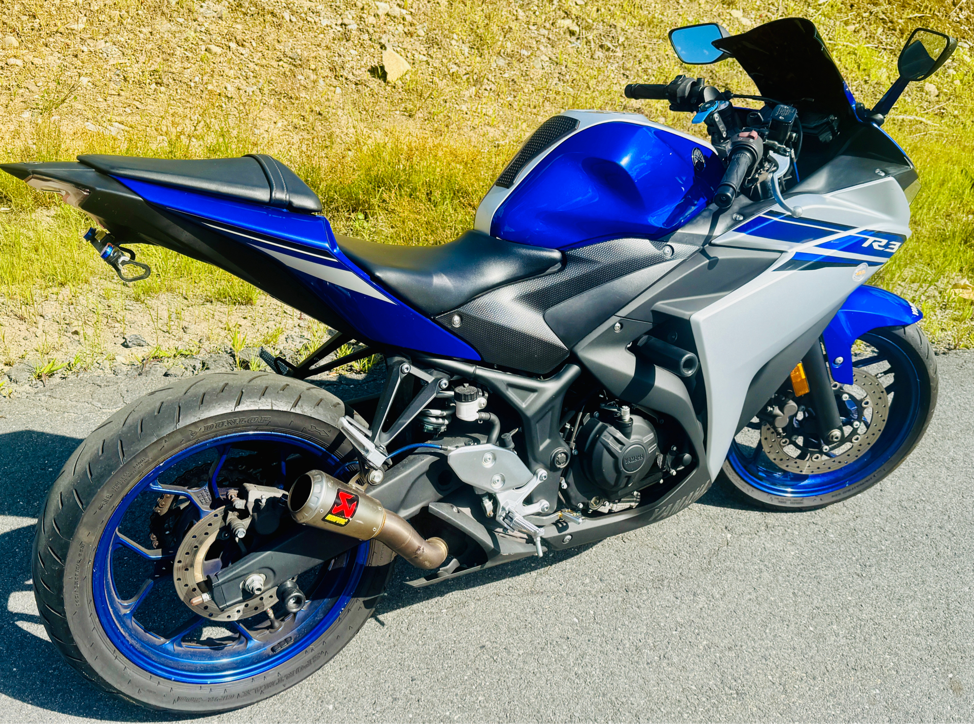 2016 Yamaha YZF-R3 in Foxboro, Massachusetts - Photo 11