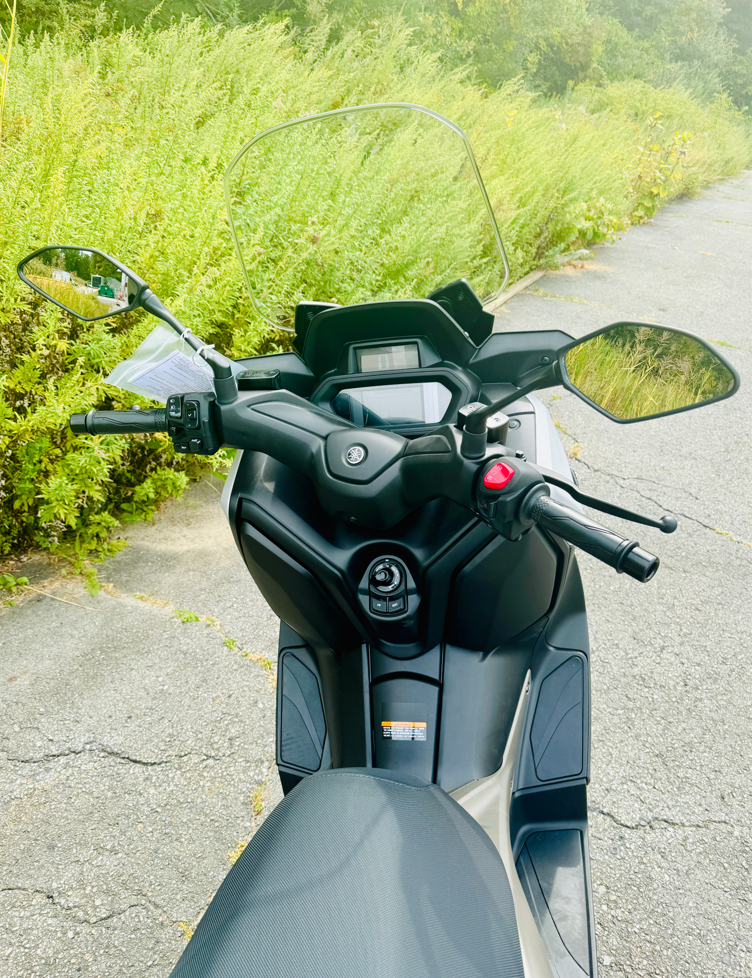 2024 Yamaha XMAX in Foxboro, Massachusetts - Photo 8