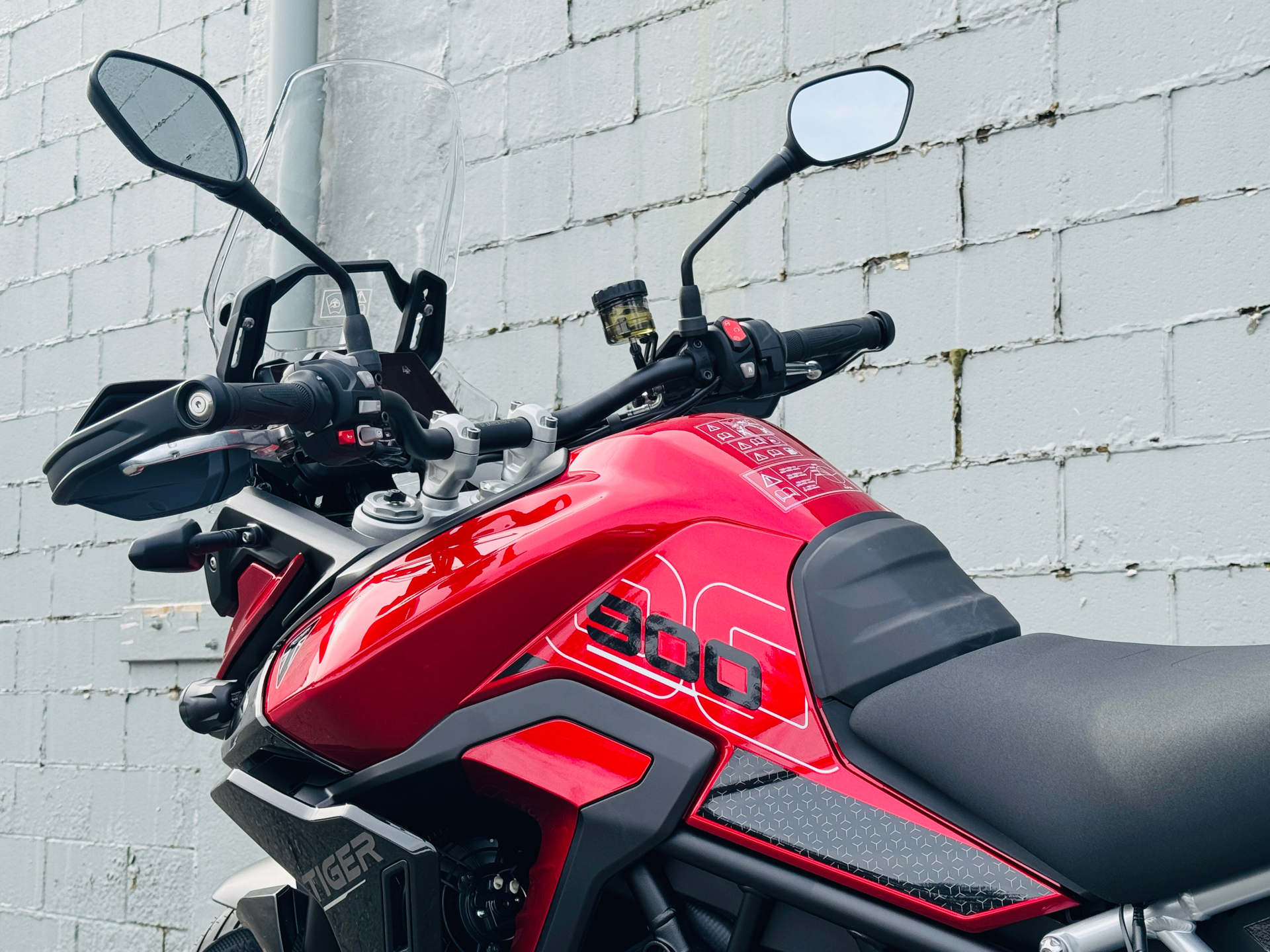 2025 Triumph Tiger 900 GT Pro in Foxboro, Massachusetts - Photo 17