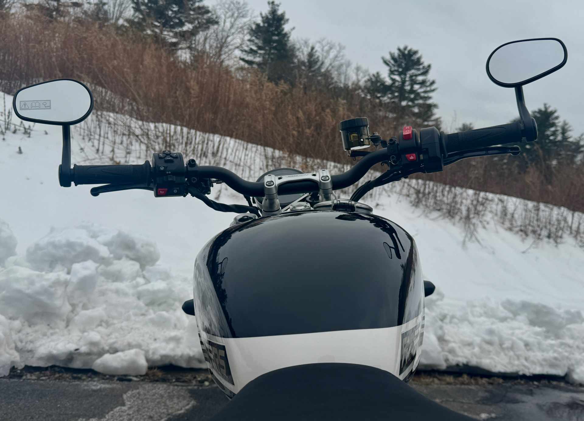 2025 Triumph Speed Twin 1200 RS in Foxboro, Massachusetts - Photo 22