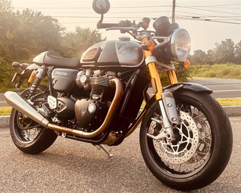2024 Triumph Thruxton RS in Foxboro, Massachusetts - Photo 15