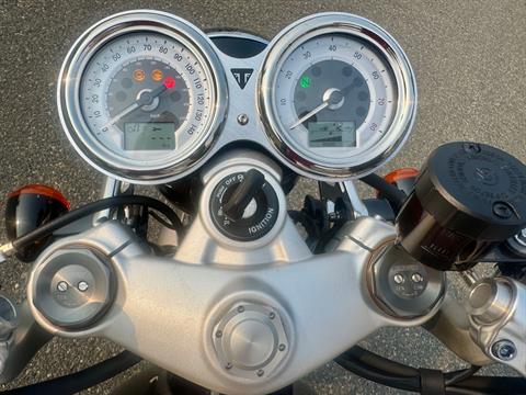 2024 Triumph Thruxton RS in Foxboro, Massachusetts - Photo 10