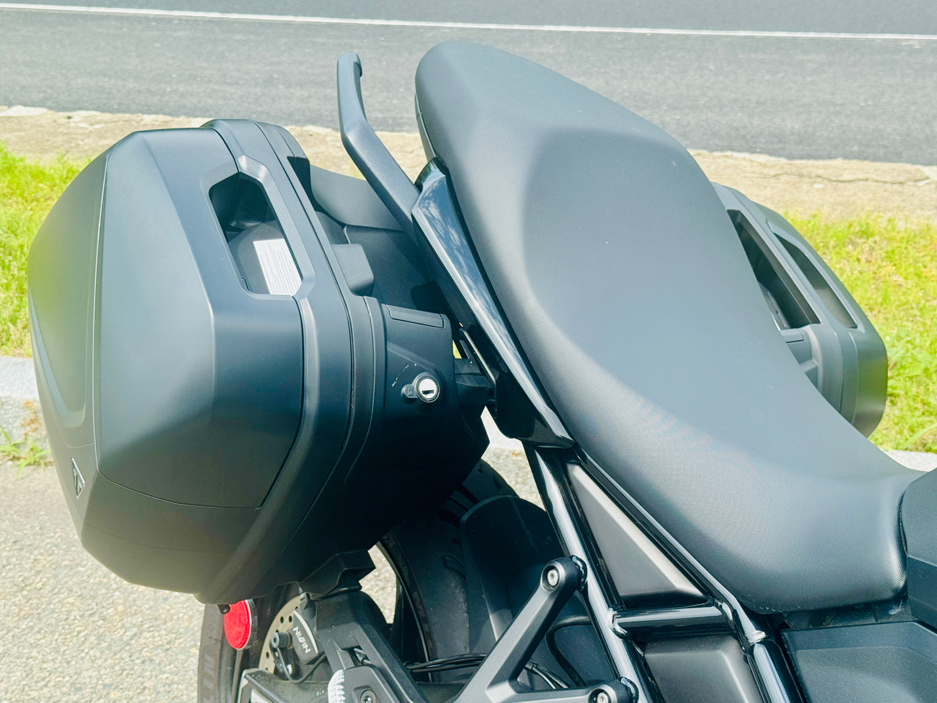 2023 Triumph Tiger Sport 660 in Foxboro, Massachusetts - Photo 13