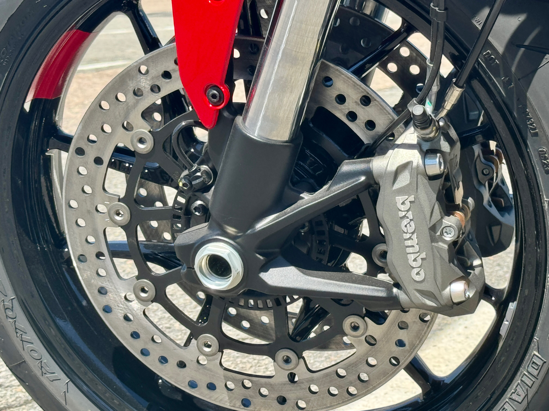 2024 Ducati Monster + in Foxboro, Massachusetts - Photo 10